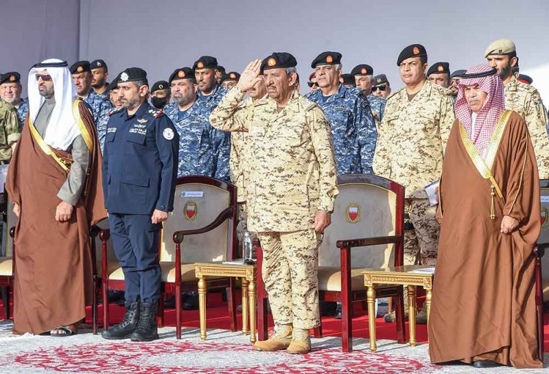 بالصور: سفينة مملكة البحرين "خالد بن علي" تصل إلى ‎أرض الوطن‎‎
