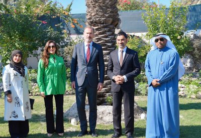 وزير شؤون البلديات والزراعة يشارك في حملة التشجير بالسفارة الألمانية في مملكة البحرين