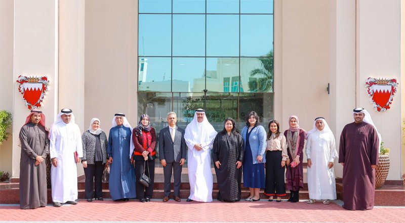 معهد الإدارة العامة ومجلس الشورى يُنظمان جلسة حوارية بشأن "نظم البرلمانات الدولية"