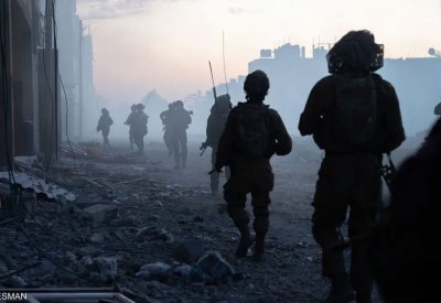 إسرائيل تقول إنها اكتشفت نفقا "ملغوما" بغزة احتجز فيه رهائن