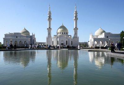 حفظ شعرة النبي محمد بالمسجد الأبيض... وهذه التفاصيل