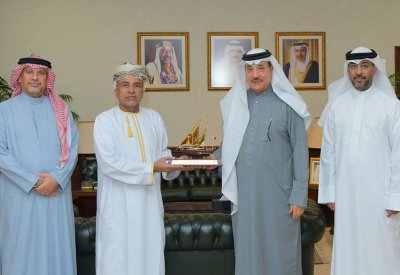 وزير العمل يلتقي المدير العام للمكتب التنفيذي لوزراء العمل والشؤون الاجتماعية الخليجي