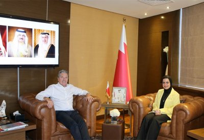 وزيرة شؤون الشباب تبحث التعاون مع مؤسس ورئيس مجلس إدارة فورمولا 1 في المدارس