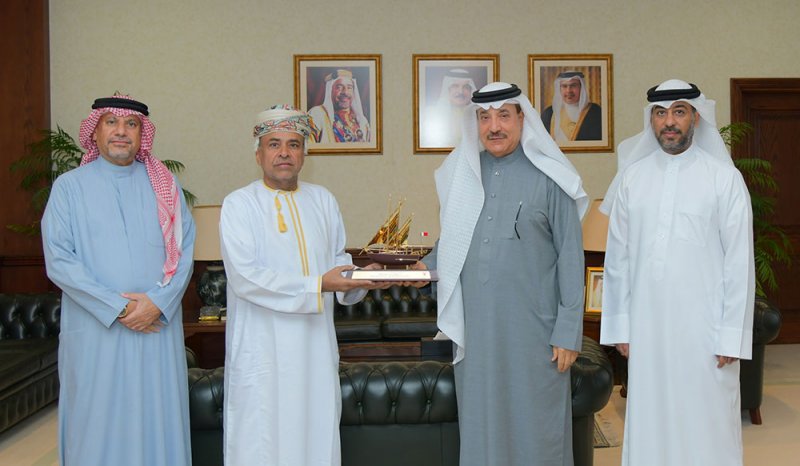وزير العمل يلتقي المدير العام للمكتب التنفيذي لوزراء العمل والشؤون الاجتماعية الخليجي
