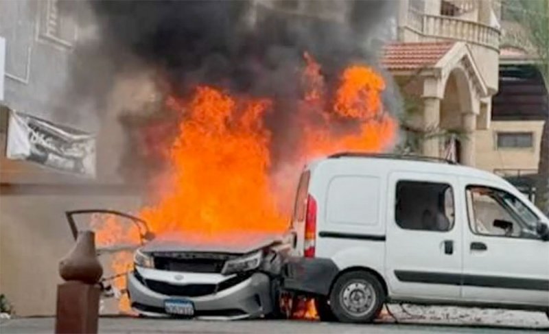 إسرائيل تقصف سيارة تابعة لحزب الله.. وتضارب حول المستهدف