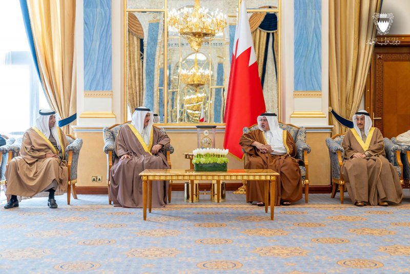 نائب جلالة الملك ولي العهد: مسيرة العمل الوطني ماضية بتكاتف فريق البحرين نحو مزيد من التطوير