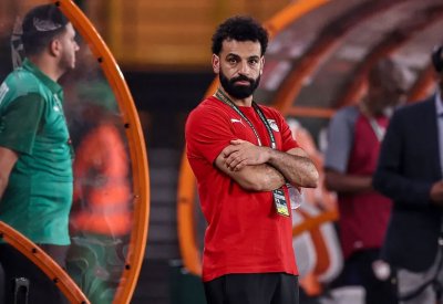 ليفربول يعلن خطة علاج محمد صلاح.. وموعد عودته إلى مصر