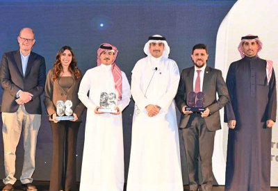 رئيس مجلس إدارة شركة "Beyon" الشيخ عبد الله بن خليفة يعلن عن الفائزين بجائزة "Chairman’s Award"  