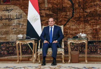 السيسي يتهم إسرائيل بعرقلة وصول المساعدات إلى غزة