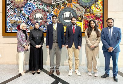 السفير الهندي بالبحرين يلتقي المشاركين في الرحلة التعريفية للهند