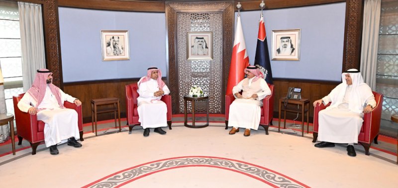 وزير الداخلية يستقبل وكيل وزارة الداخلية للأحوال المدنية بالسعودية