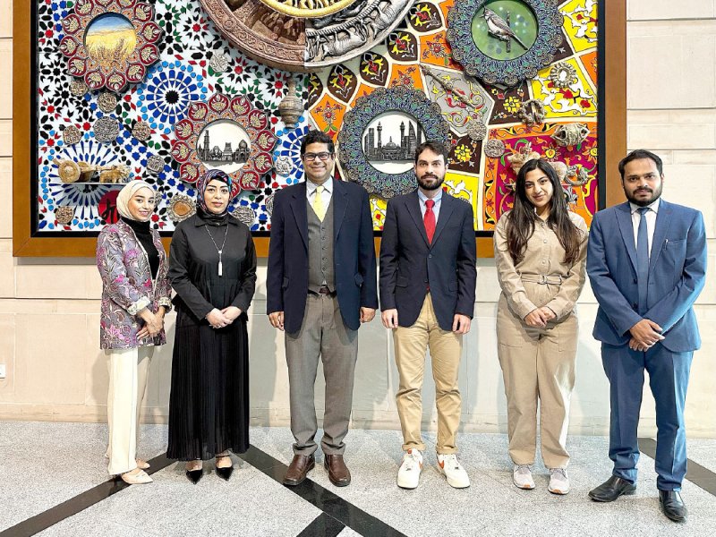 السفير الهندي بالبحرين يلتقي المشاركين في الرحلة التعريفية للهند