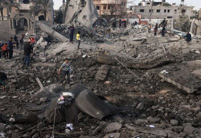 غزة.. مقتل 20 وإصابة 150 باستهداف حشد من النازحين