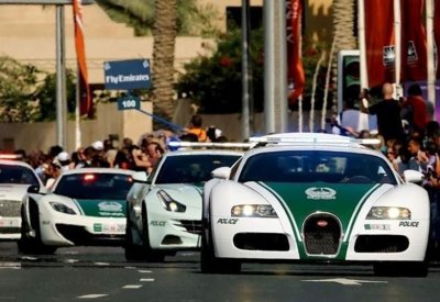 شرطة دبي تضبط مطلوبًا دوليًا تورط في جرائم احتيال تجاوزت قيمتها 40 مليون يورو