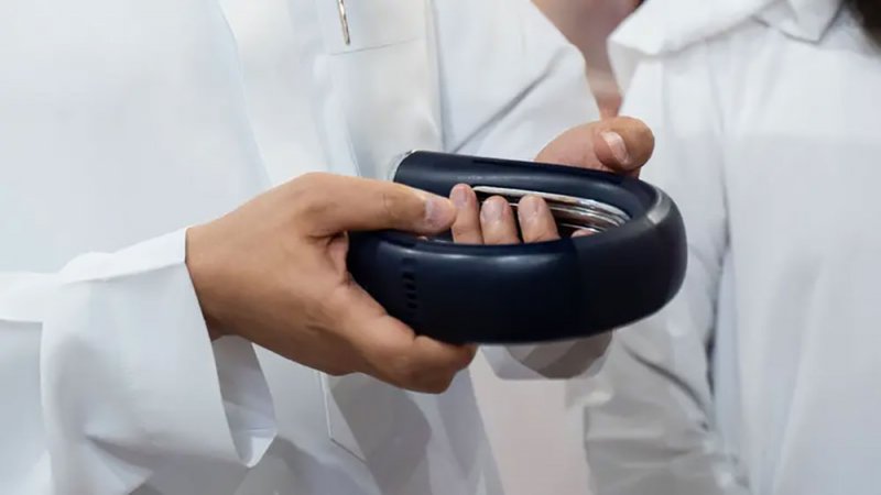 "المكيف المتنقل" للتبريد خدمة لضيوف الرحمن.. إليك تفاصيله