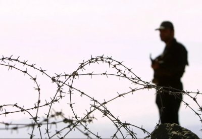 قرب حدود باكستان.. مسلحون يقتلون 9 أشخاص في إيران