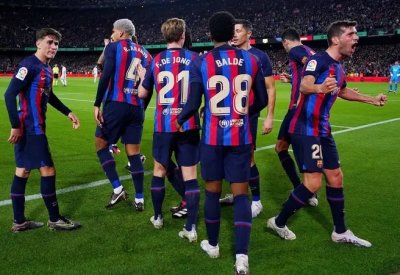 برشلونة يتلقى ضربة مزدوجة