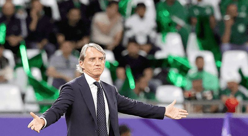 مانشيني:  ما حدث في مباراة كوريا وماليزيا أضحكني
