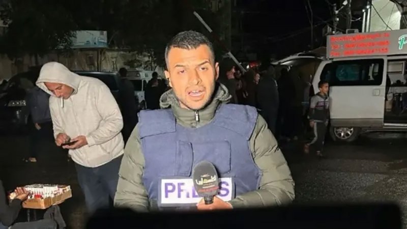 بالفيديو: على الهواء مباشرة.. مراسل يترنح ثم يسقط أرضاً في غزة