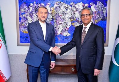 باكستان وإيران تتفقان على مواجهة خطر "الإرهاب" معا