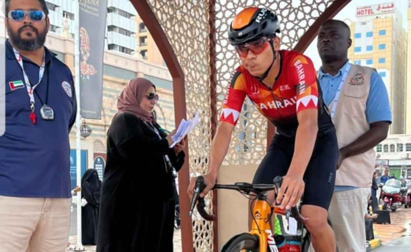 منتخبنا للدراجات للشباب ينهي المرحلة الأولى من طواف الشارقة ثالثا