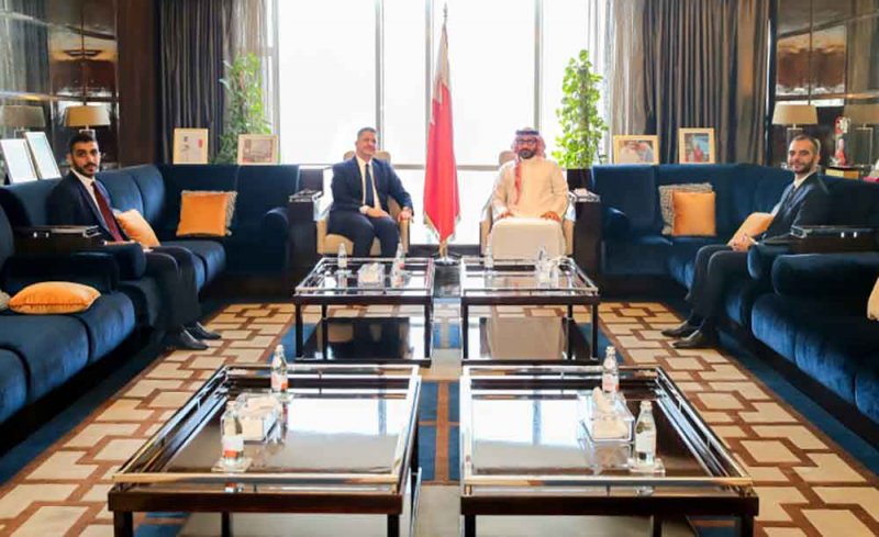 الأمين العام للمجلس الأعلى للشباب والرياضة يلتقي القائم بأعمال السفارة العراقية في البحرين