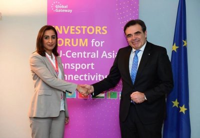 وزيرة التنمية المستدامة تجتمع بنائب رئيس المفوضية الأوروبية
