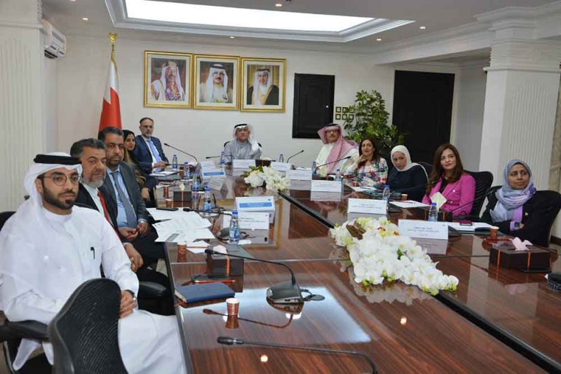 محافظ الشمالية يجتمع برؤساء لجان برنامج المدن الصحية لوضع خطة المشاركة بيوم البحرين الرياضي