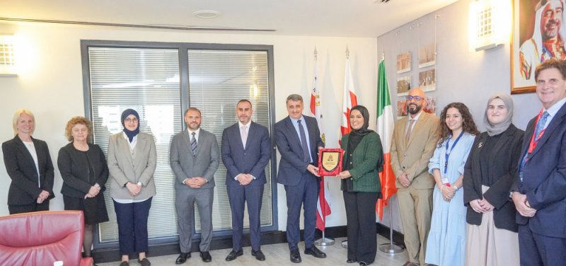 "تمكين" وجامعة البحرين الطبية تعززان تعاونهما