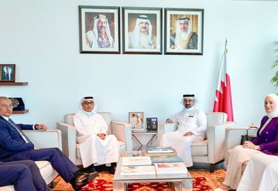 وزير "الصناعة" يبحث مع "أوال الخليج للصناعات" خطط الشركة لإعادة التنظيم