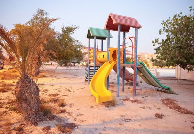 حديقة “8” في مدينة عيسى تستغيث: “هرمنا”