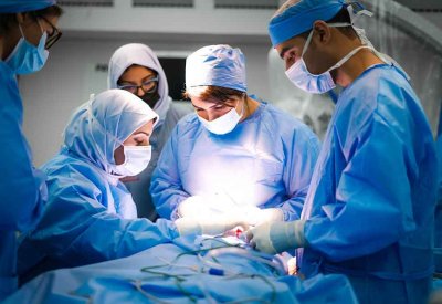 قسم الأنف والأذن والحنجرة بمجمع السلمانية الطبي يُنجز 35 عملية زراعة قوقعة بنجاح خلال العام 2023