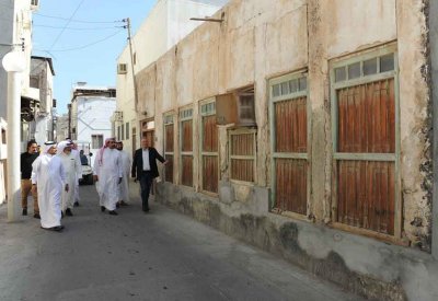 النعار والقلاف يطلعان على مسار اللؤلؤ بقيادة محمد بن خليفة
