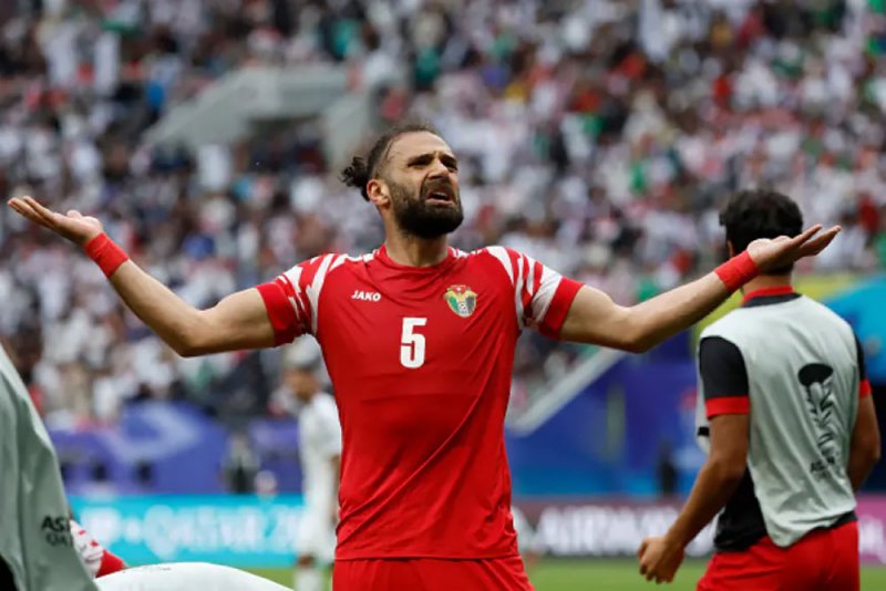 الأردني يزن العرب: إنجازنا ببلوغ قبل النهائي لم يأتِ من فراغ