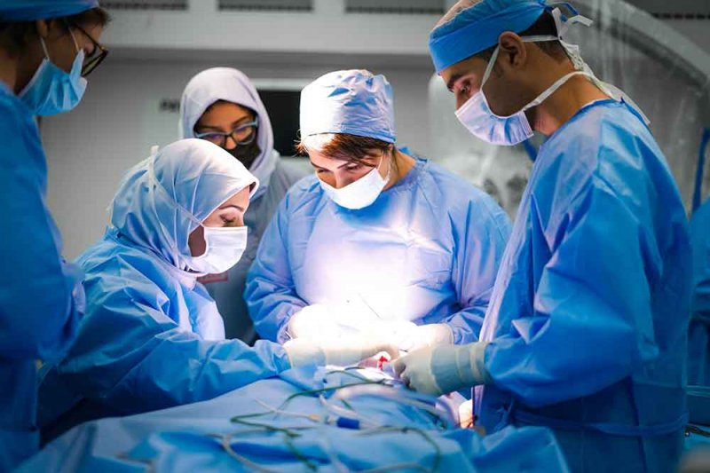قسم الأنف والأذن والحنجرة بمجمع السلمانية الطبي يُنجز 35 عملية زراعة قوقعة بنجاح خلال العام 2023
