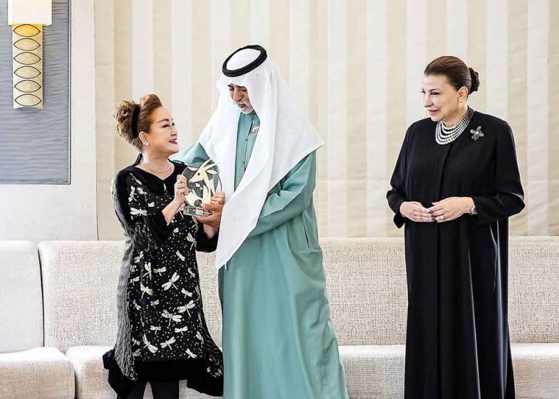 أول تكريم عربي لميكي لي نائب رئيس "سي جي إيه إن إم"