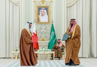 وزير المالية والاقتصاد الوطني: مواصلة تطوير مسارات التعاون المالي والاقتصادي بين مملكة البحرين والمملكة العربية السعودية