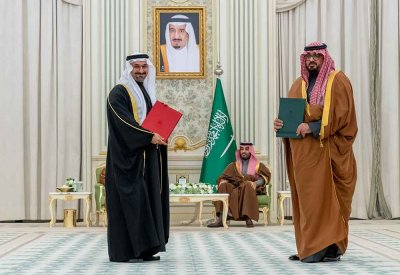 وزير “الصناعة”: المعاملة بالمثل في المنتجات المصنعة بالبحرين والسعودية فيما يتعلق بالمحتوى والمشتريات الحكومية