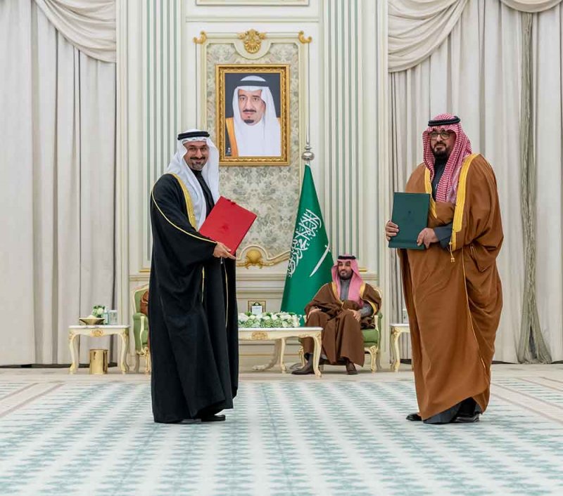 وزير “الصناعة”: المعاملة بالمثل في المنتجات المصنعة بالبحرين والسعودية فيما يتعلق بالمحتوى والمشتريات الحكومية