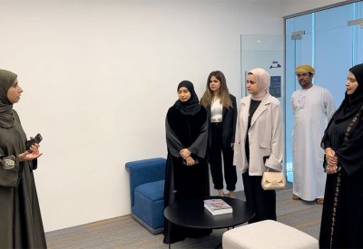 وزيرة شؤون الشباب تزور مركز الشباب في سلطنة عُمان