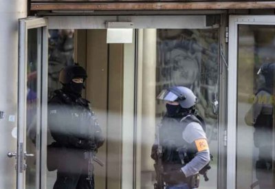 مجهولون يهاجمون شاحنة نقل أموال بالعاصمة الألمانية ويسرقون صناديق أموال سائلة