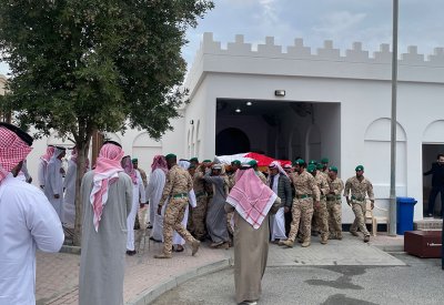 الآلاف يشيعون الشهيد عبدالله النعيمي إلى مثواه الأخير