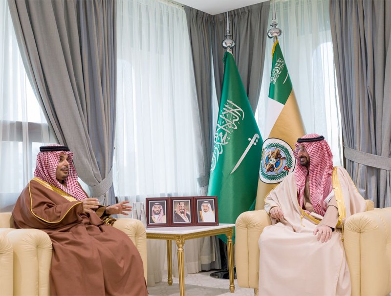 سمو وزير الحرس الوطني بالمملكة العربية السعودية يستقبل سفير مملكة البحرين في الرياض