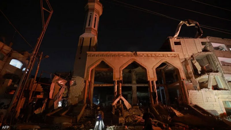 مقتل 37 فلسطينيا على الأقل بقصف إسرائيلي على رفح
