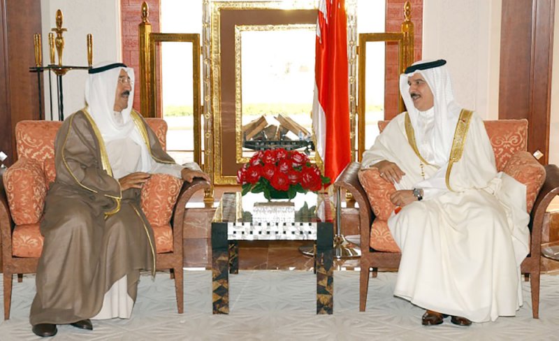 الديوان الملكي: سمو أمير دولة الكويت يصل إلى البلاد يوم غد الثلاثاء