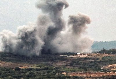 إصابة "مسؤول" من حزب الله بضربة إسرائيلية في جنوب لبنان