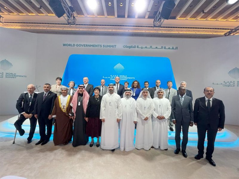 رئيس "الرقابة" يحضر جلسة مغلقة حول "المسؤولية المشتركة في حماية الموارد العامة"