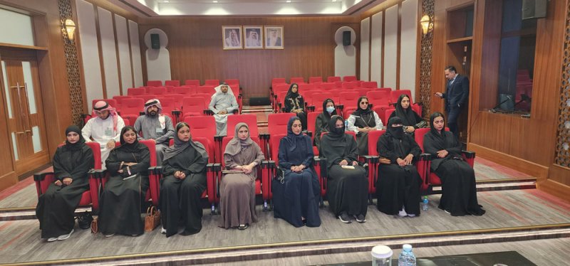 أمانة النواب تستقبل وفدًا من طلبة الجامعات المحلية المتدربين بالقضاء العسكري