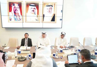 "برلمانية التحقيق في عقود التوظيف" تجتمع بـ وزير العدل والشؤون الإسلامية والأوقاف ورئيس هيئة الكهرباء والماء