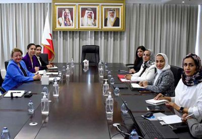 وزيرة الصحة تستقبل سفيرة الجمهورية التركية لدى مملكة البحرين 